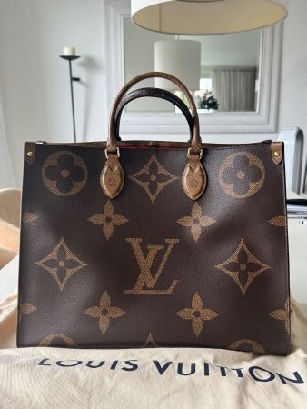 Louis Vuitton OnTheGo GM