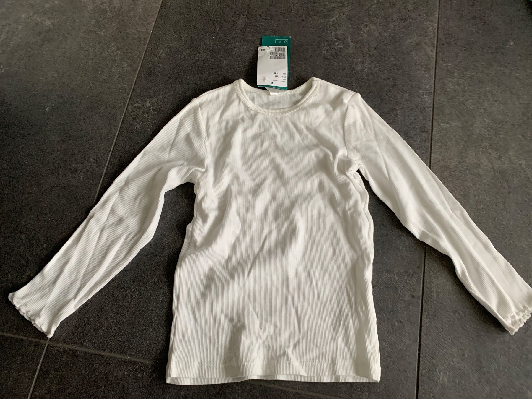 Maglioni & Felpe: Langarmshirt NEU Gr. 104 – Nuovo e nell'imballaggio originale da Worblaufen venduto da Savanne05