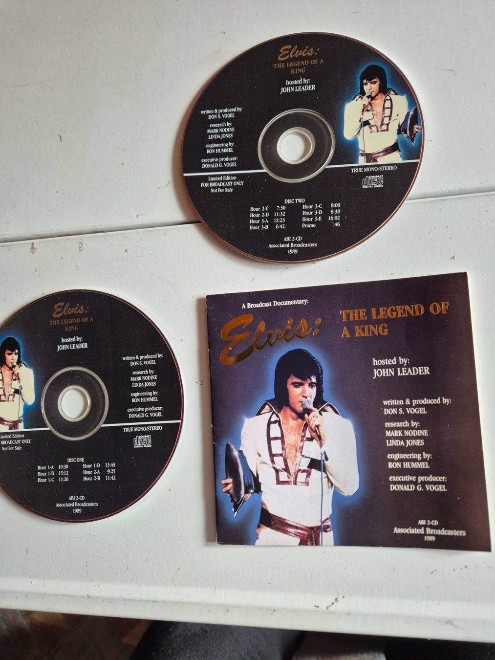 CDs: ELVIS THE LEGEND OF A KING 'Broadcast Documentary' 2-CD set – Neu (gemäss Beschreibung) aus basel von oldtimer77 2