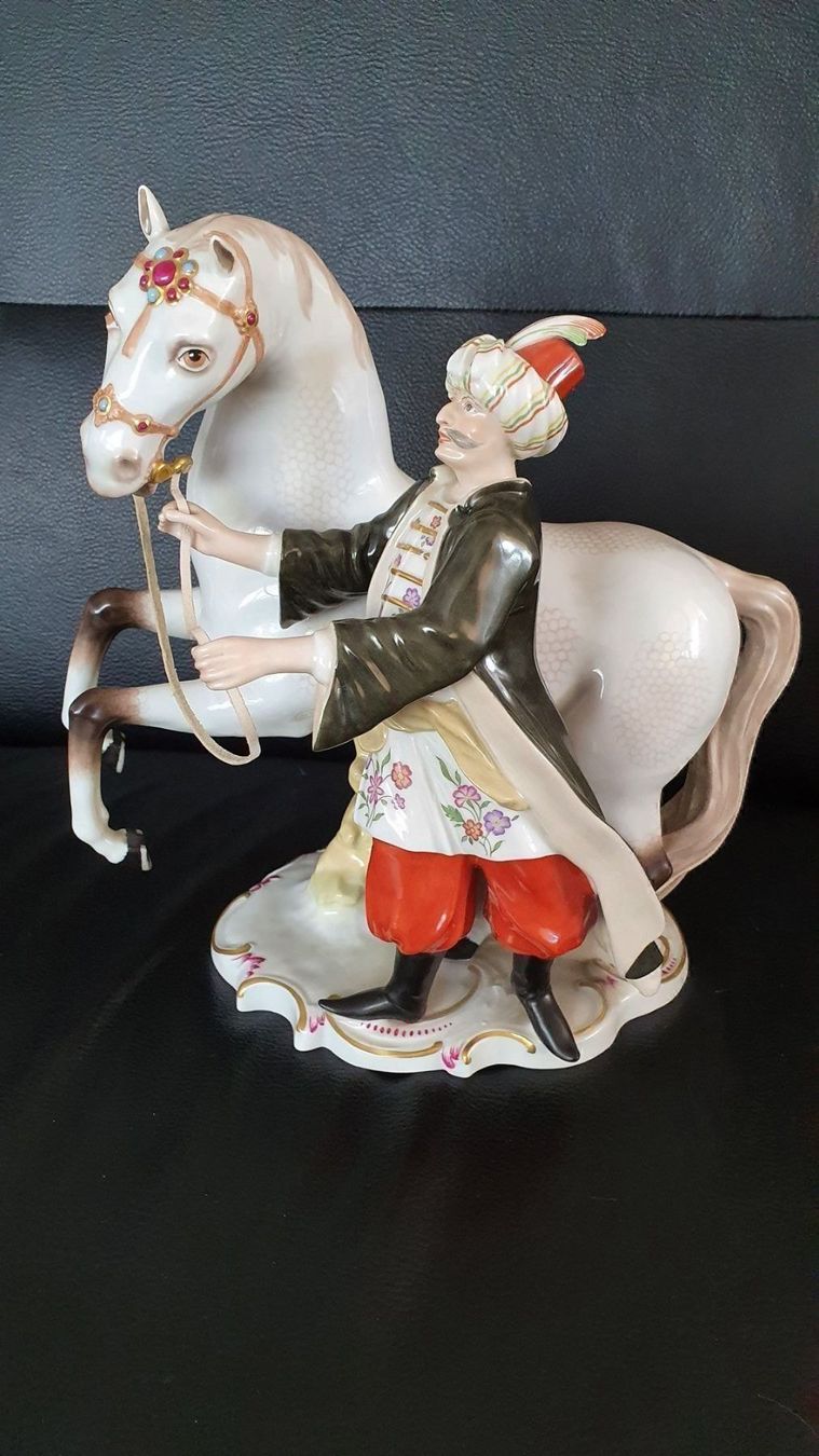 Sculture & Statue: Porzellanfigur – Nuovo (secondo la descrizione) da Thun venduto da mkl_s7jd