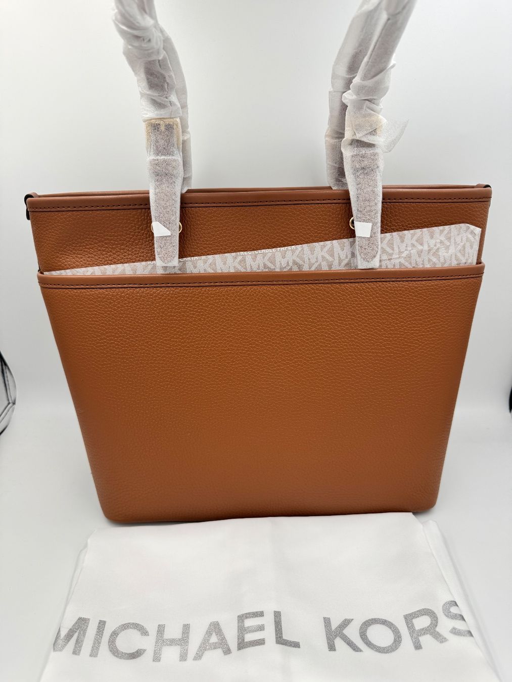 Michael Kors Borse da donna: Michael Kors Tasche luggage – Nuovo e nell'imballaggio originale da Wiedlisbach venduto da Sistershop 2