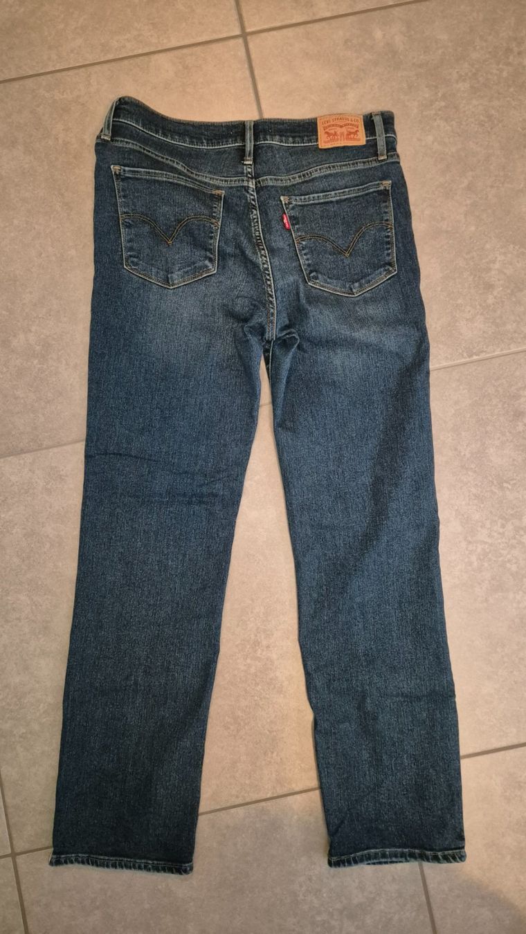 Levi's Jeans: Levis Jeans 314 Shaping Straight Grösse 29/ 30 – Usato da Bonstetten venduto da nahobo 1