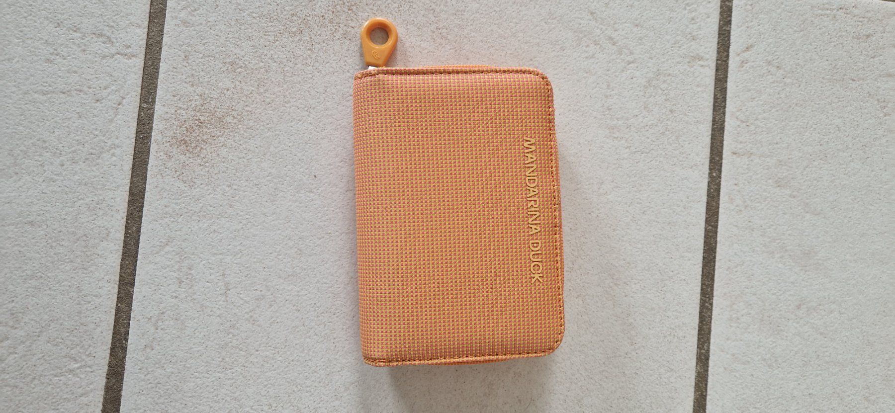 Mandarina Duck Portafogli: Mandarine Duck MD20 S purse Mango – Usato da Altendorf venduto da ER8852