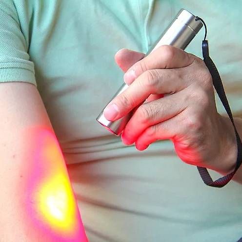Lampade: Blockbluelight Red Light Therapy Target Torch – Nuovo (secondo la descrizione) da Eichberg venduto da Kati30 1