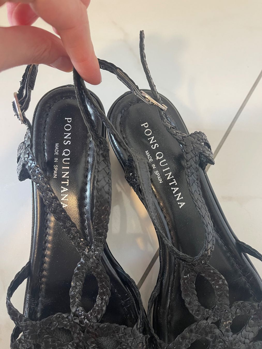 Scarpe da donna: Schwarze Plateau-Sandale in Grösse 42 – Usato da Zizers venduto da sarah_1987 3