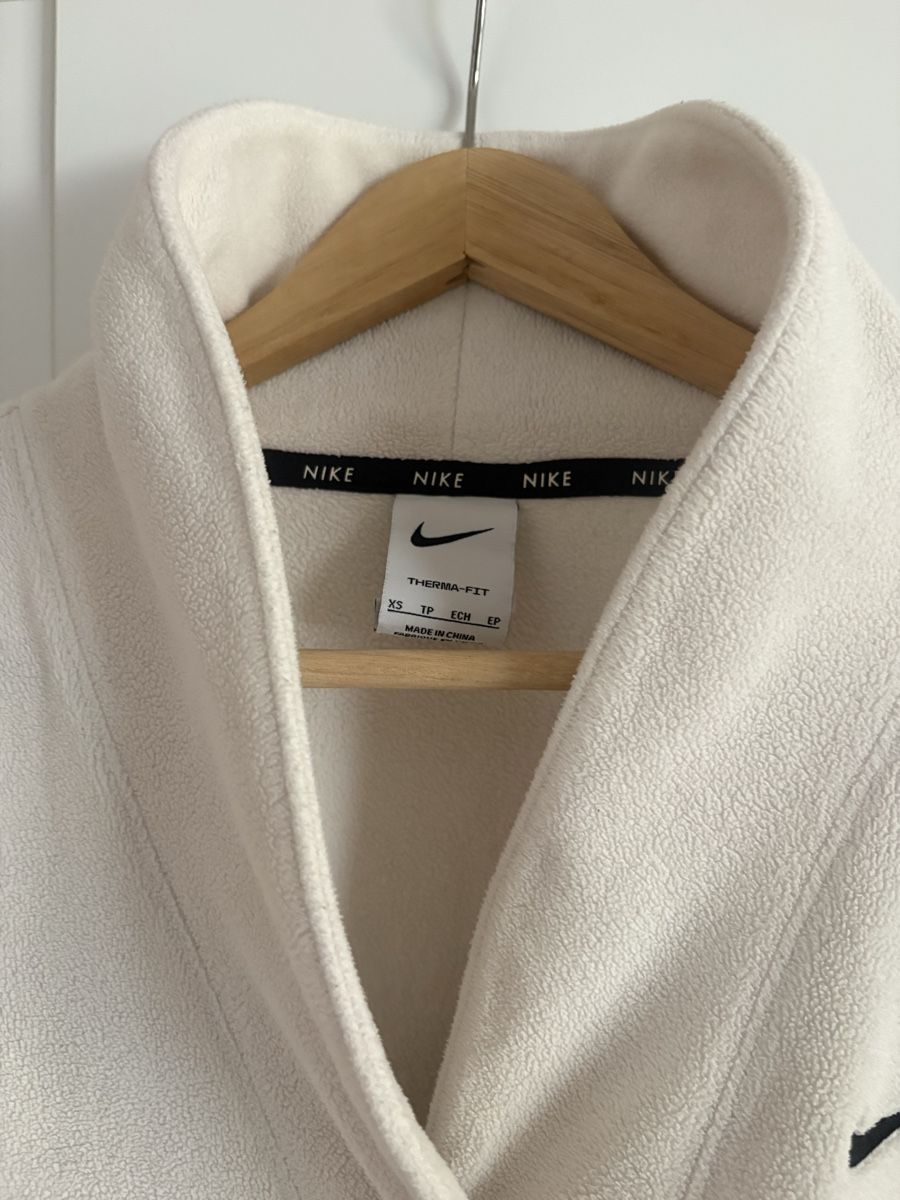 Nike Maglioni & Felpe: Pull Nike Therma-Fit couleur crème taille XS bon état – Usato da Pully venduto da kaba07 2