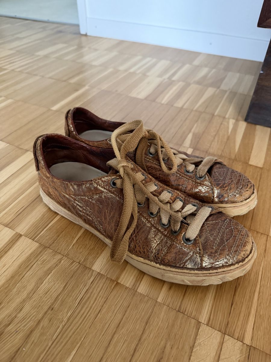 Scarpe da uomo: Brown Leather Sneakers with Decorative Pattern Size 42 – Usato da Zürich venduto da ralph__ 1