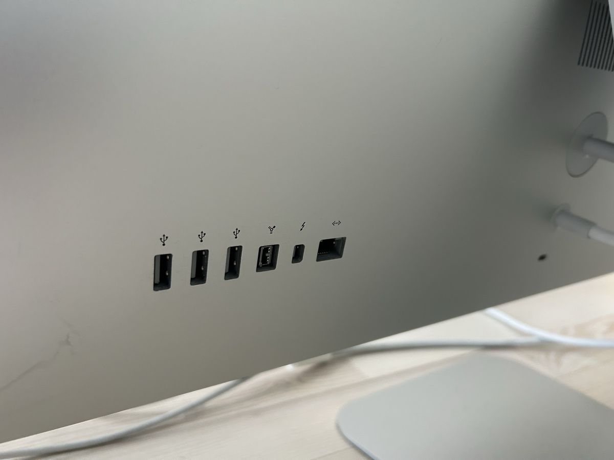 Apple Monitore: Apple Thunderbolt Display 27” – Gebraucht aus Basel von mar_25xm 2
