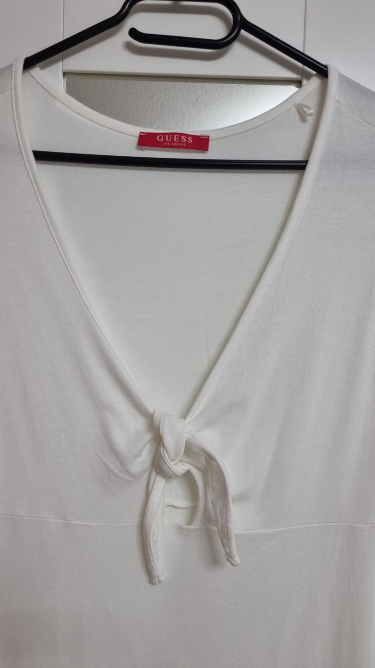 Guess T-shirt: Maglietta GUESS taglia S – Usato da Cadenazzo venduto da man_9hnd 1