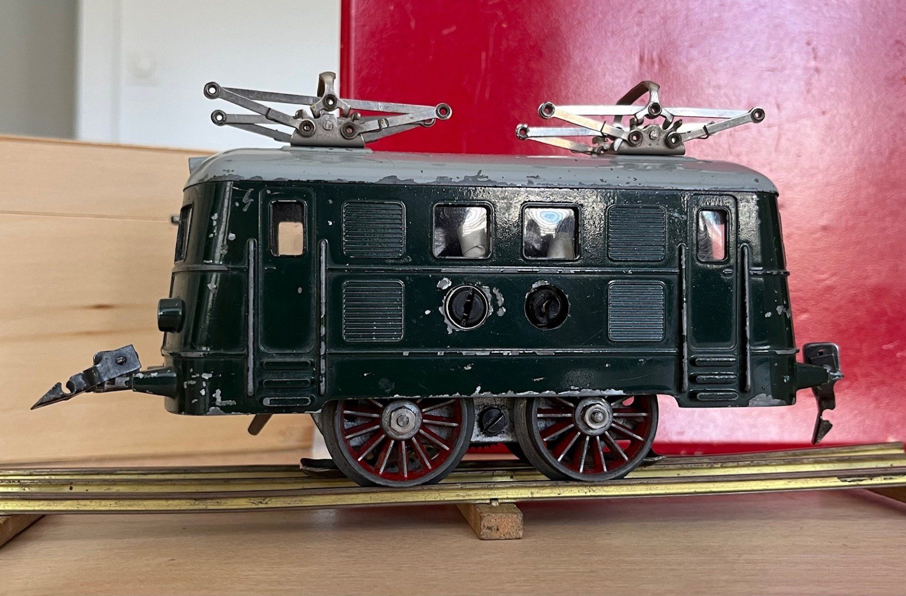 Modelleisenbahnen: Tinplate Modellbahn – Defekt aus Winterthur von dond1 2