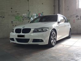 BMW 325i Kombi E91 top gepflegt/sehr wenig Kilometer