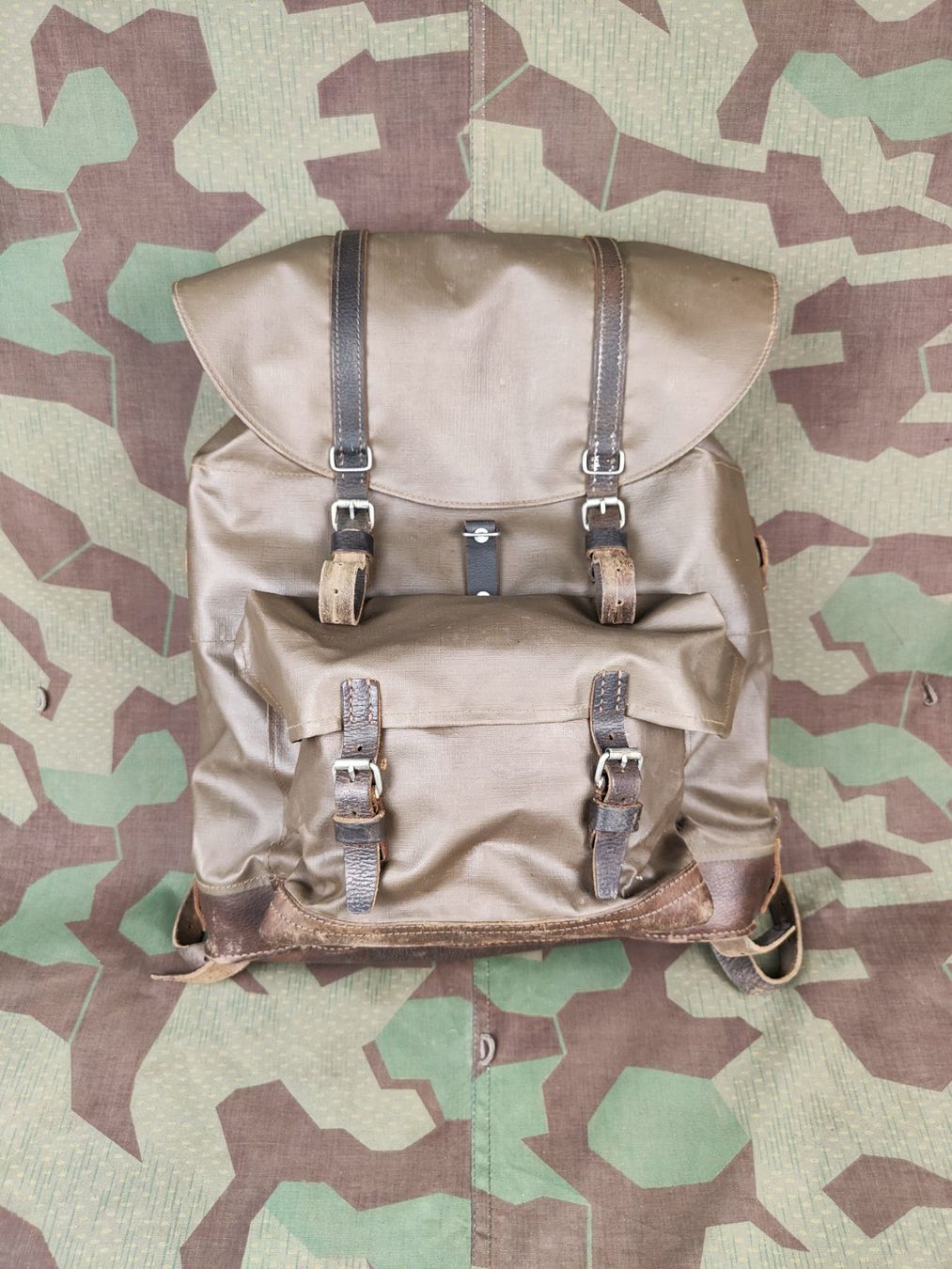 Schweizer Armee Uniformi: Rucksack Ord. 1958/73, Variante 2 – Usato da Bauma venduto da SwissMilitaria