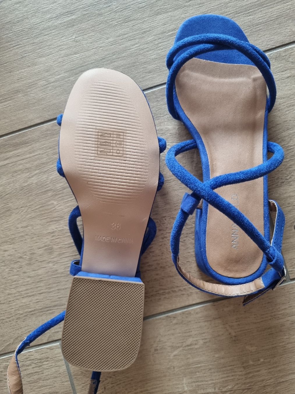 Scarpe da donna: Women's sandals 36 NEVER USED – Nuovo e nell'imballaggio originale da Le Locle venduto da vri_c59x 1