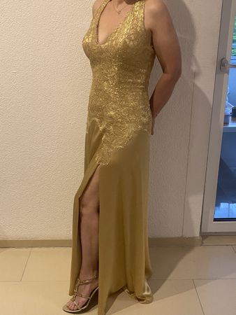 APART Abendkleid & Sandaletten Gr. 38 – Gold