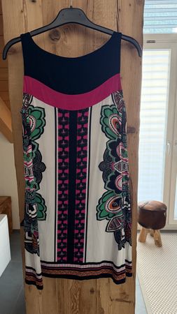 Kleid Comma Grösse 38