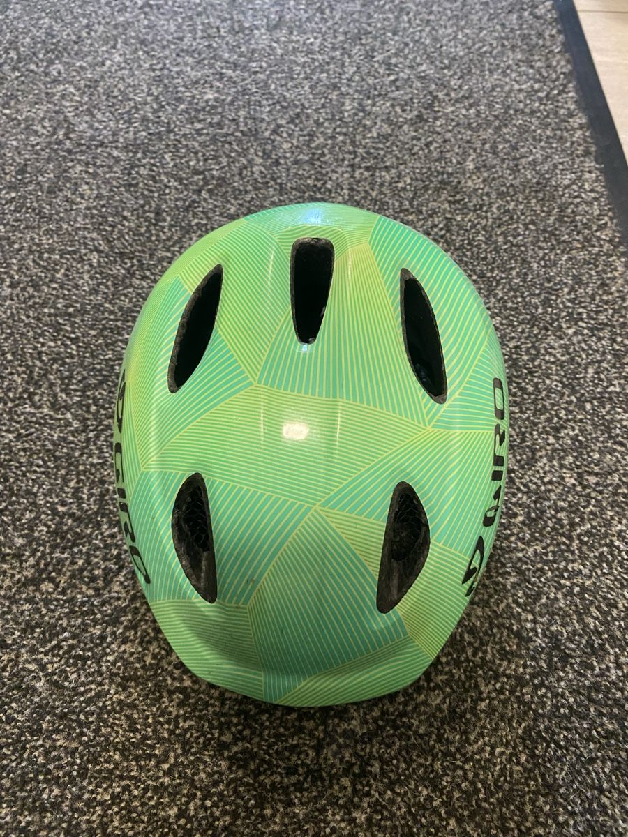 Helme: Velo Kinderhelm zu verkaufen  – Gebraucht aus Wiler b.Utzenstorf von jk9_x7s6 1