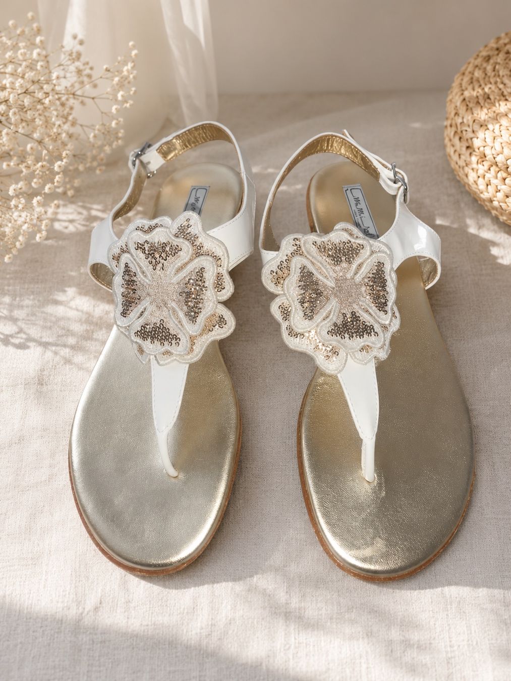 Scarpe per ragazze: MIMISOL Mädchen-Sandalen Gr. 37 – Usato da St.Gallen venduto da Jamaruqua