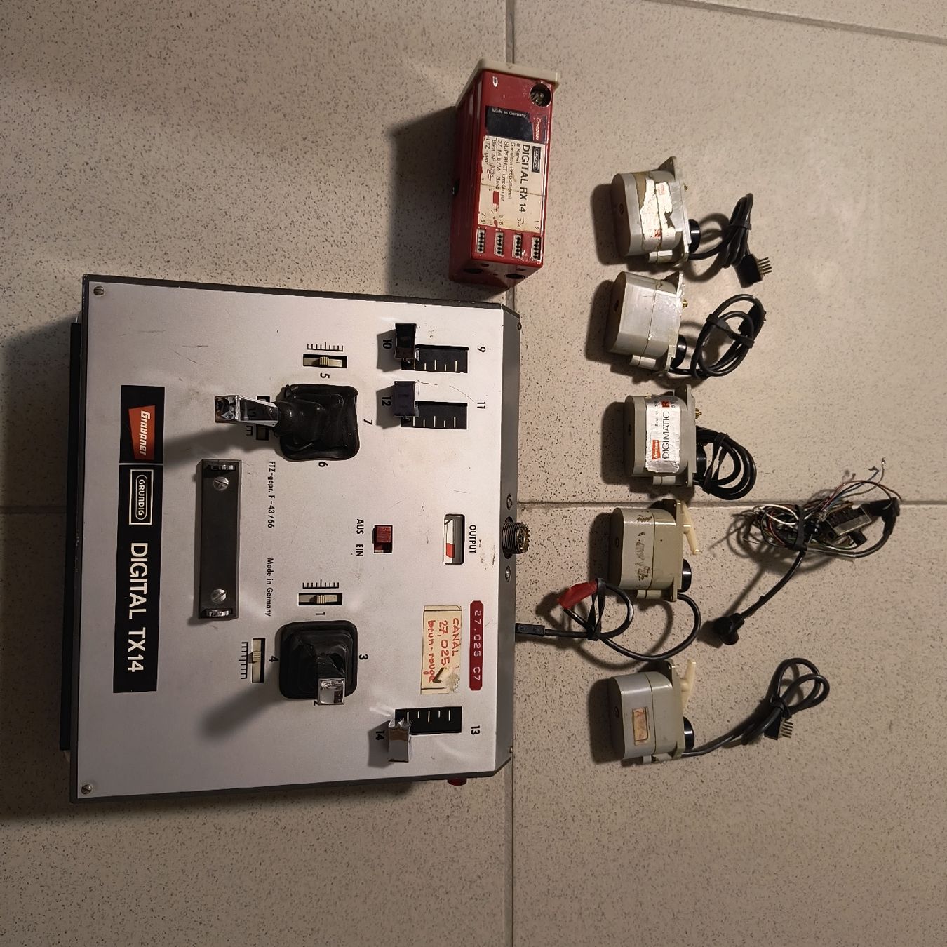 Graupner RC Modellbau: radiocommande vintage graupner  – Defekt aus Saubraz von fanf 1