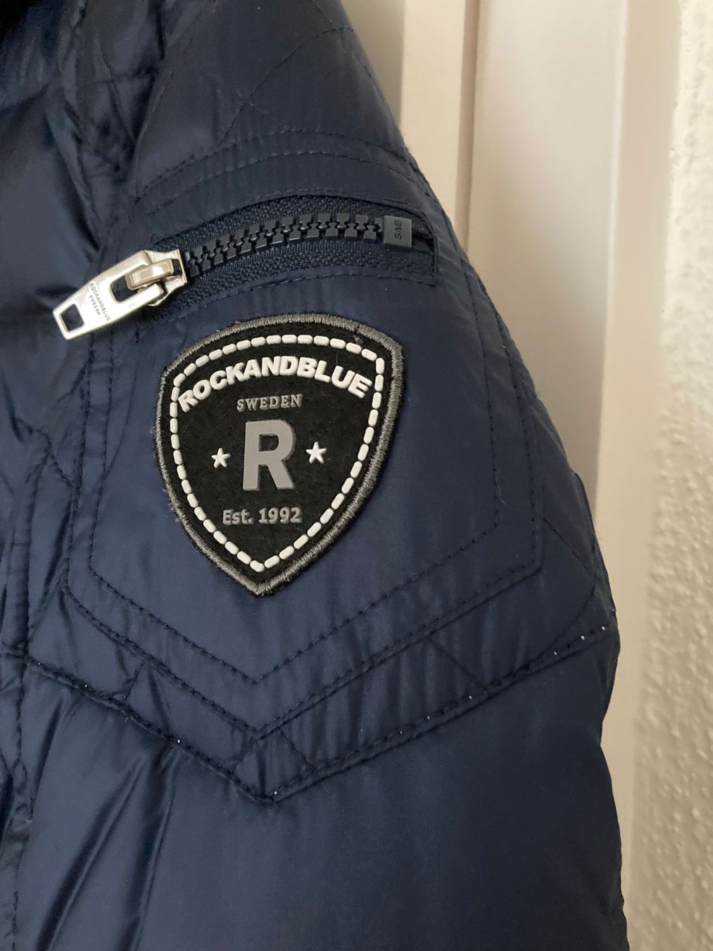 Jacken: Dunkelblaue Winterjacke von Rockandblue – Neu (gemäss Beschreibung) aus Rothenburg von strize83 1