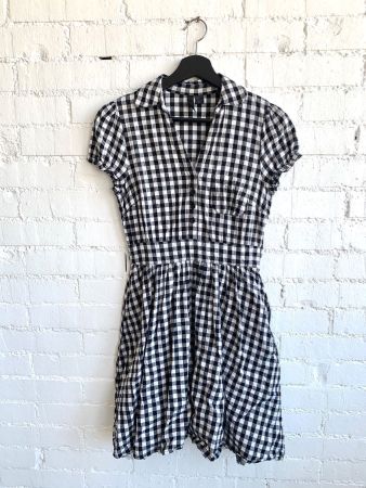 Kariertes Kleid mit Tüllbordüre / Gr. 36