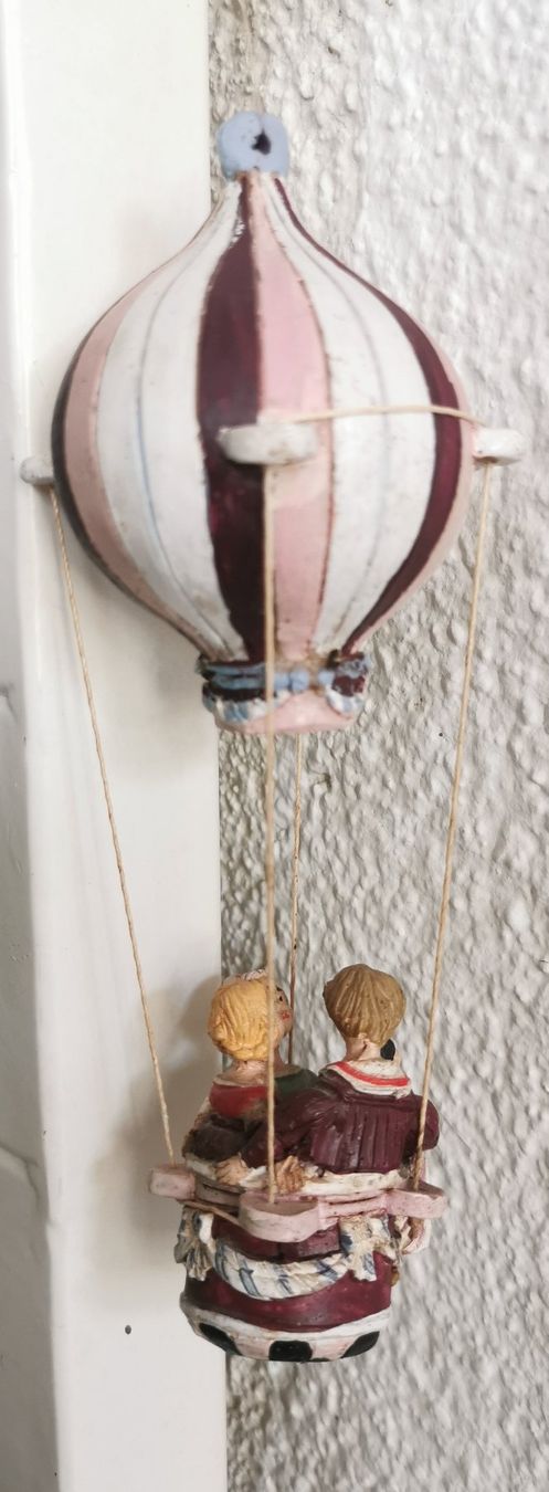 Tutte le decorazioni: Nostalgischer kleiner Heissluftballon Deko – Usato da Dänikon ZH venduto da Beldiwuffi 2