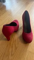 Roter High Heel Damenschuh