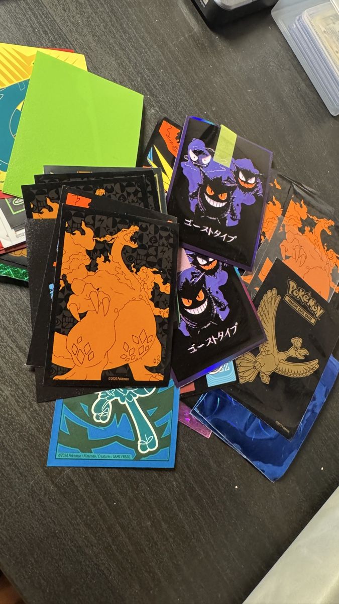 Pokémon Carte collezionabili: 57 sleeves Pokémon TCG  – Usato da Belprahon venduto da Rob_ain 1