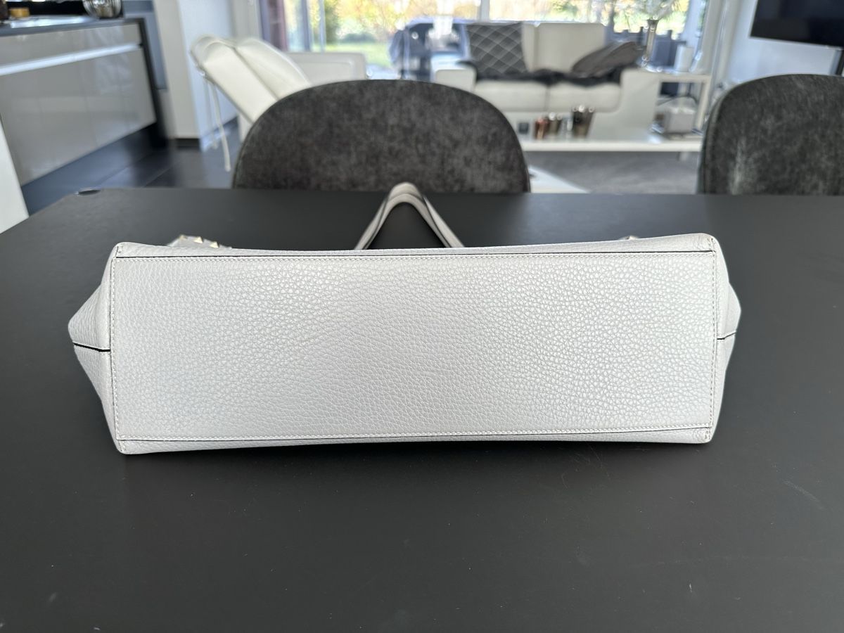 Valentino Borse da donna: Valentino Tasche Shopper Grau – Usato da Oberwil BL venduto da anjalina1983 3