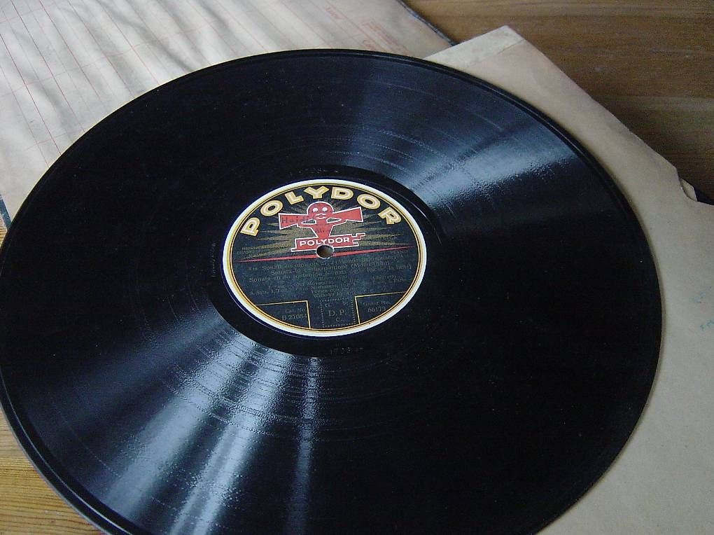 Vinyles: 12 antike Schellackplatten – D'occasion à Zürich par capo-capo 1