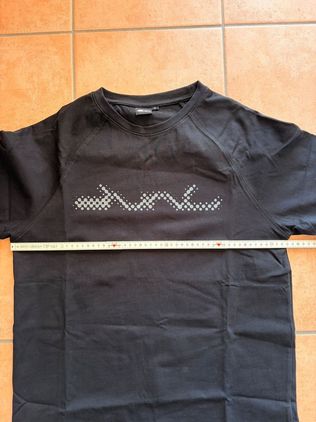 T-shirt: T-Shirt Davrilsupply – Nuovo e nell'imballaggio originale da Chermignon d'en Bas venduto da Kevin8 3