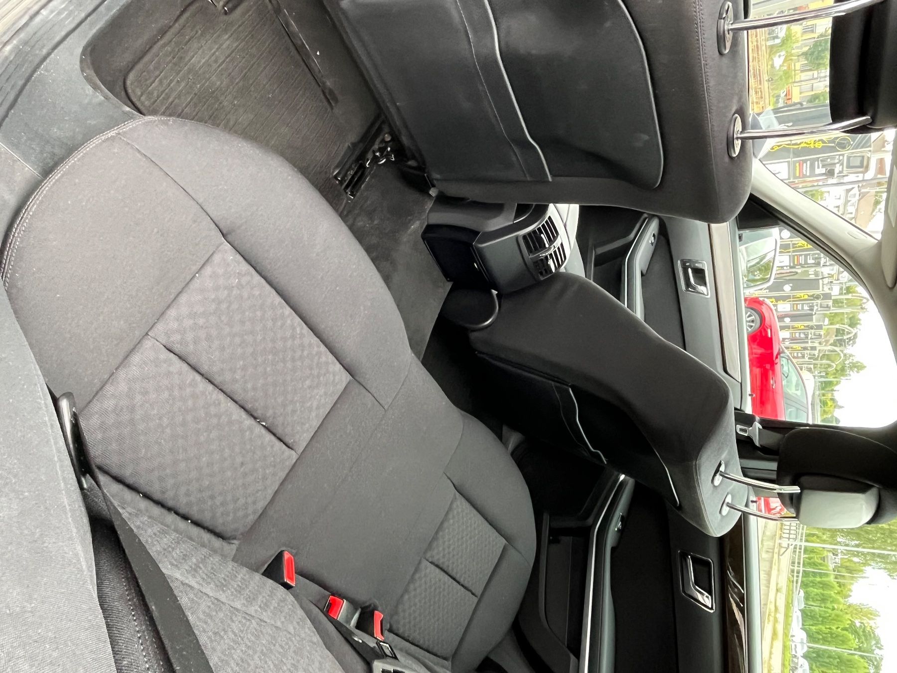 Mercedes-Benz Automobili: 2010 E200 CDI 146,500 Km Blueefficieny – Usato da Zürich venduto da den_8mcx 5
