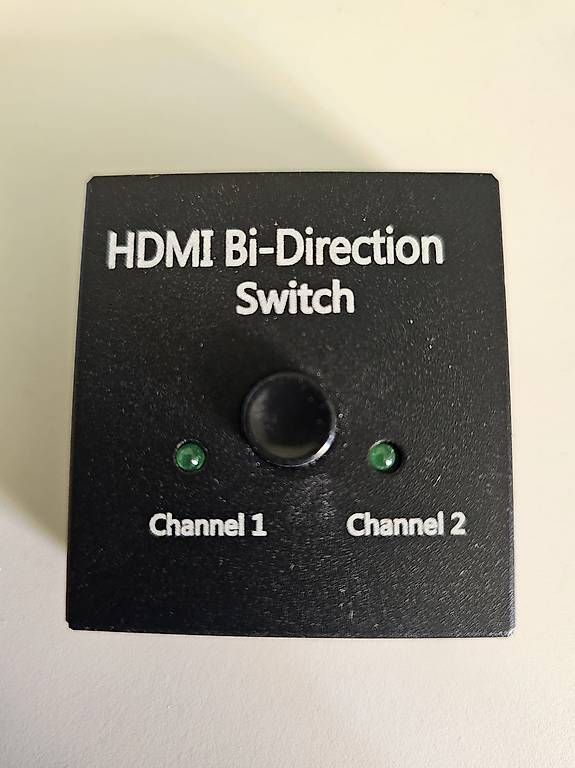 Adapter: HDMI Switch – Gebraucht aus Wallisellen von 125271