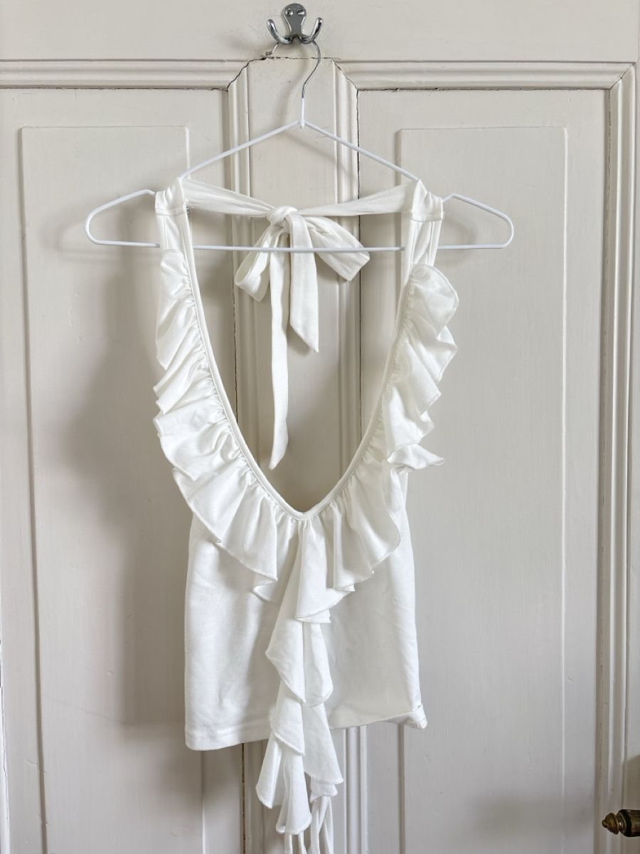 Shein Top: Shein White Ruffle Halterneck Top - Size M – Nuovo (secondo la descrizione) da Zollikon venduto da ely.p