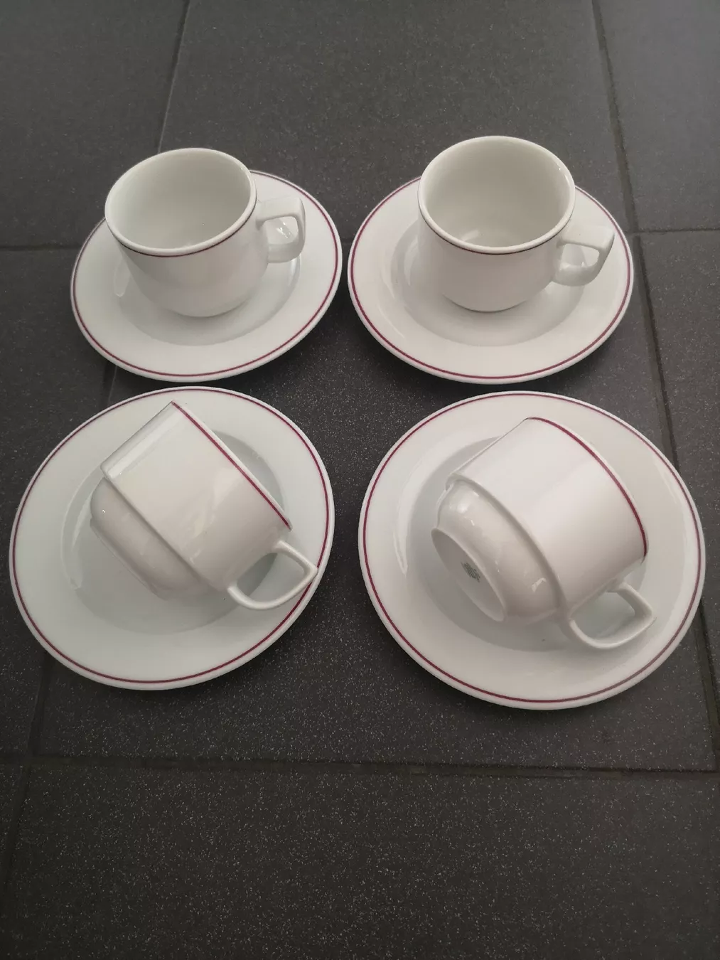 Set di piatti: Schweizer Langenthal Kaffeetassen und Teller – Nuovo (secondo la descrizione) da Dietikon venduto da aro_mr6l 1