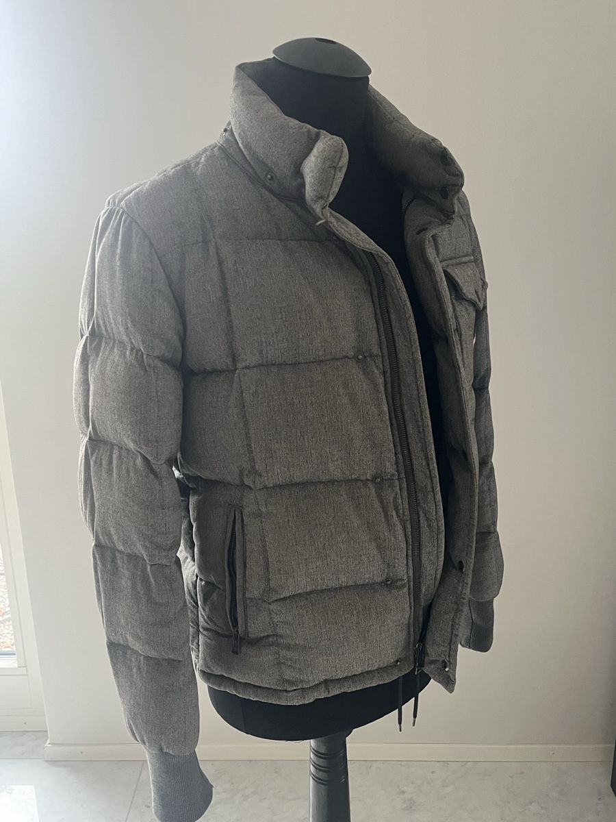 Moncler Giacche: Moncler Jacke. Daunen. Grau. – Usato da Bösingen venduto da riedom01 7