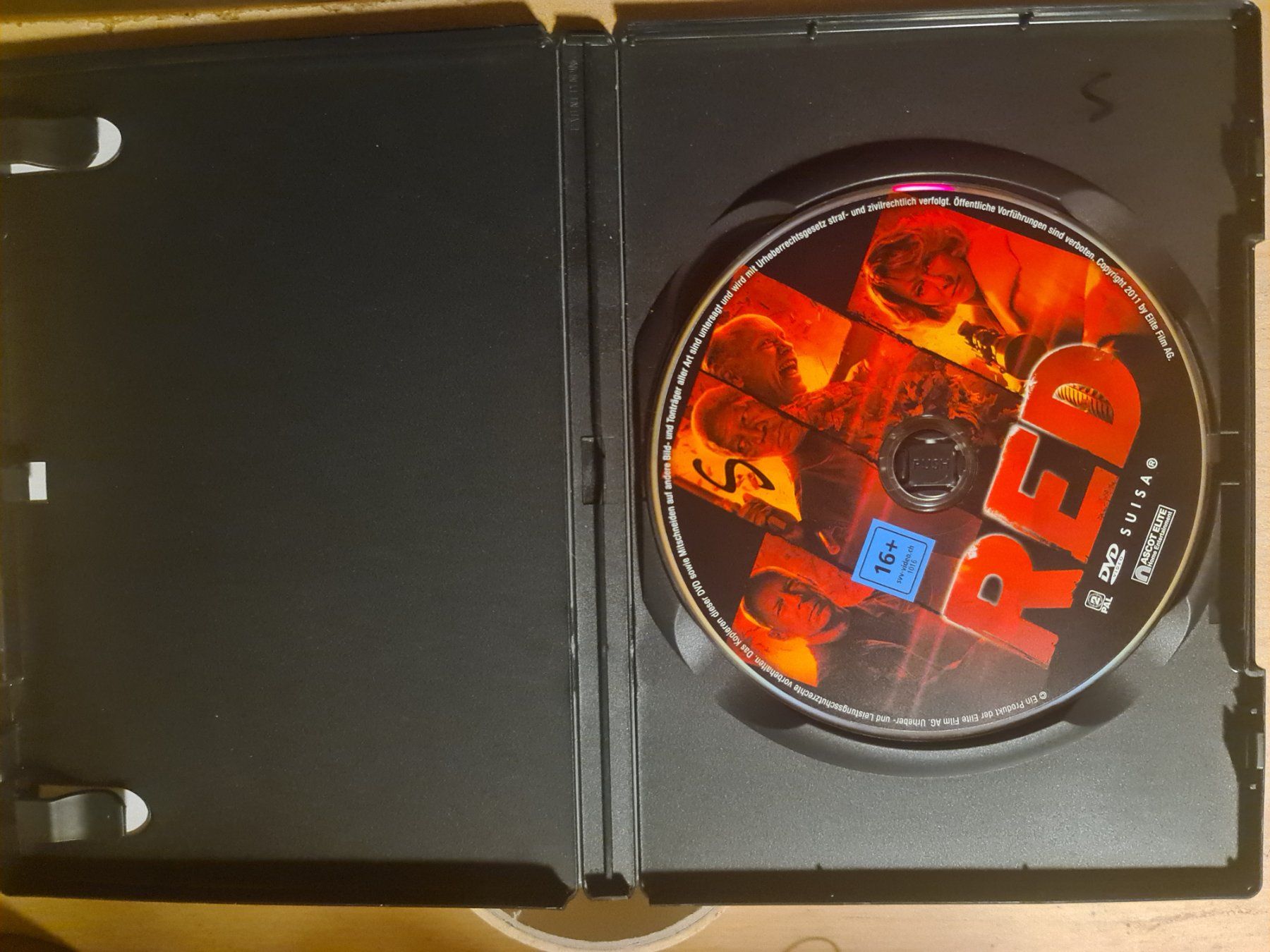 Tutti i DVDs: DVD Red - Ein Mordsspass! Action mit Bruce Willis – Usato da Dintikon venduto da Vexi 1