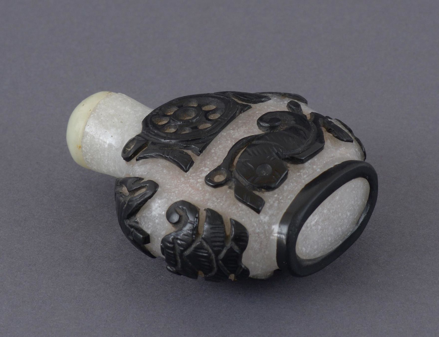 Flaconi: Überfang Glas Snuff bottle No. 4, China – Usato da Bern venduto da chamunda 2