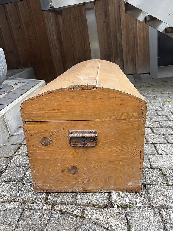 Cassapanche: Malle / coffre en bois – Usato da Ecublens FR venduto da rob0990 1