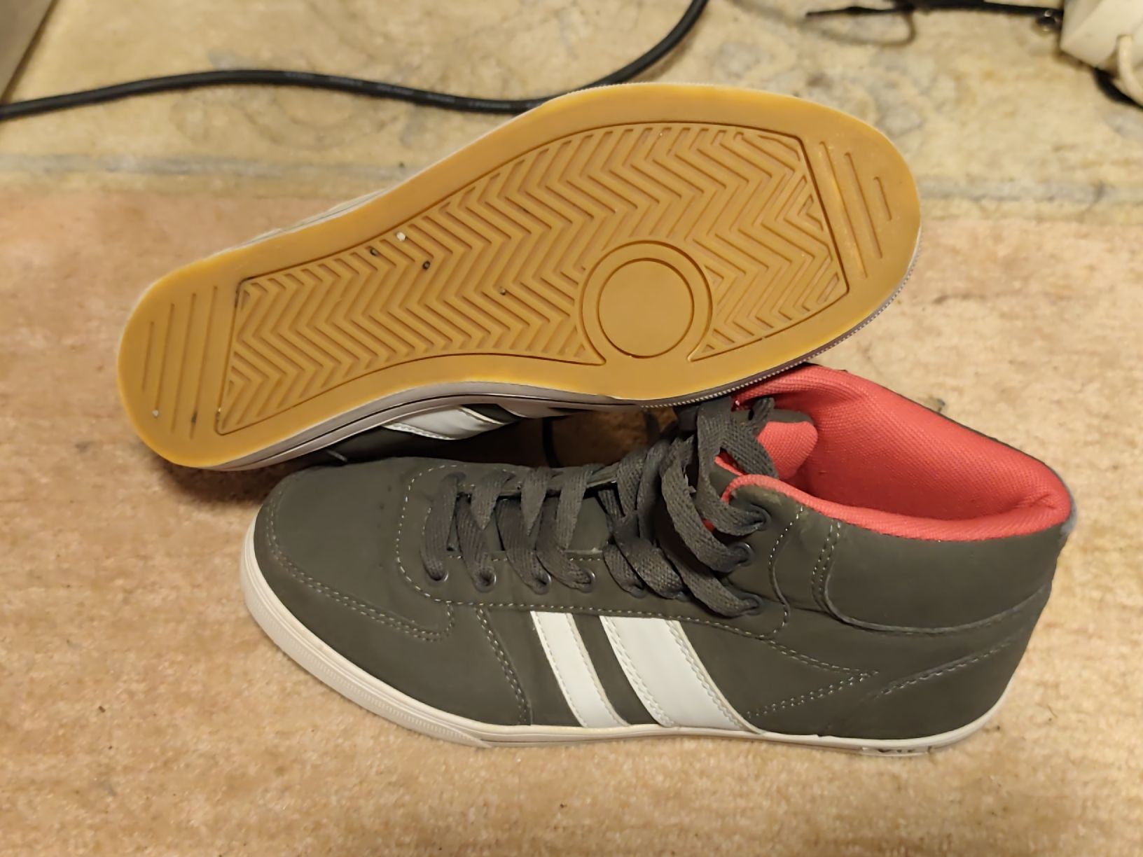 Schuhe für Mädchen: Halbschuhe 40 – Gebraucht aus Unterentfelden von eloim 1
