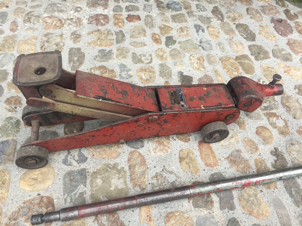Wagenheber Garage Werkstatt Auto Oldtimer Jack Werkzeuge Kaufen auf