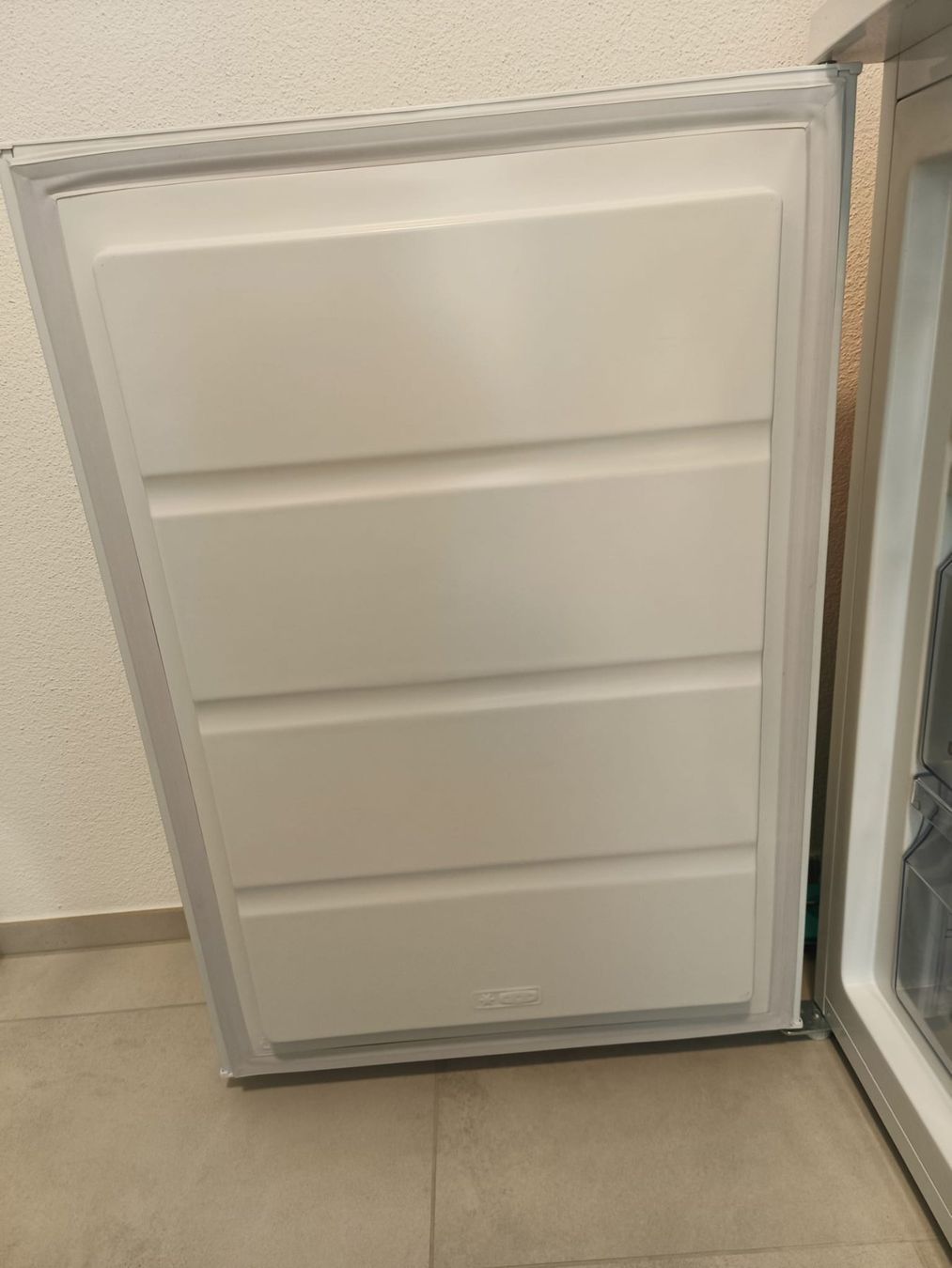 Bosch Gefrierschrank: Bosch Gefrierschrank – Gebraucht aus Wilen (Sarnen) von Tgan_sabn 2