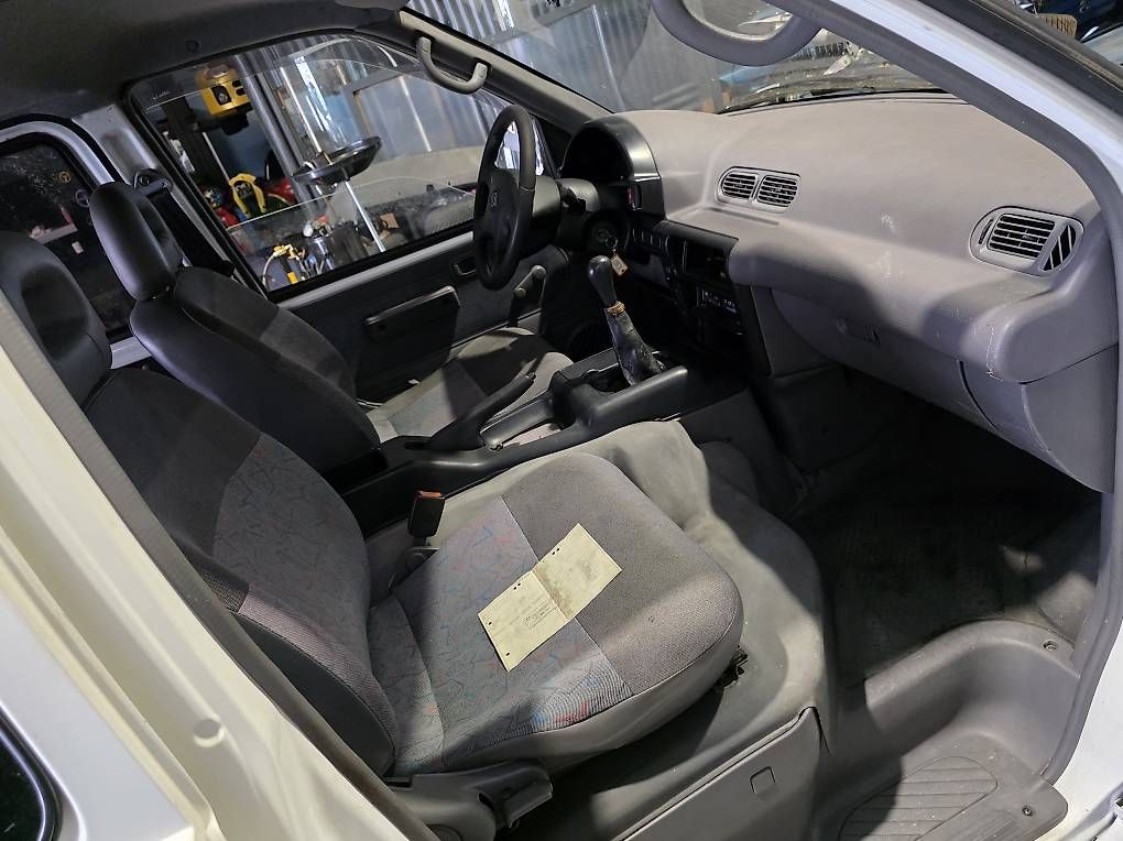 Automobili: Nissan Vanette E   2.3D – Usato da Cadenazzo venduto da LuismacchineSagl 6