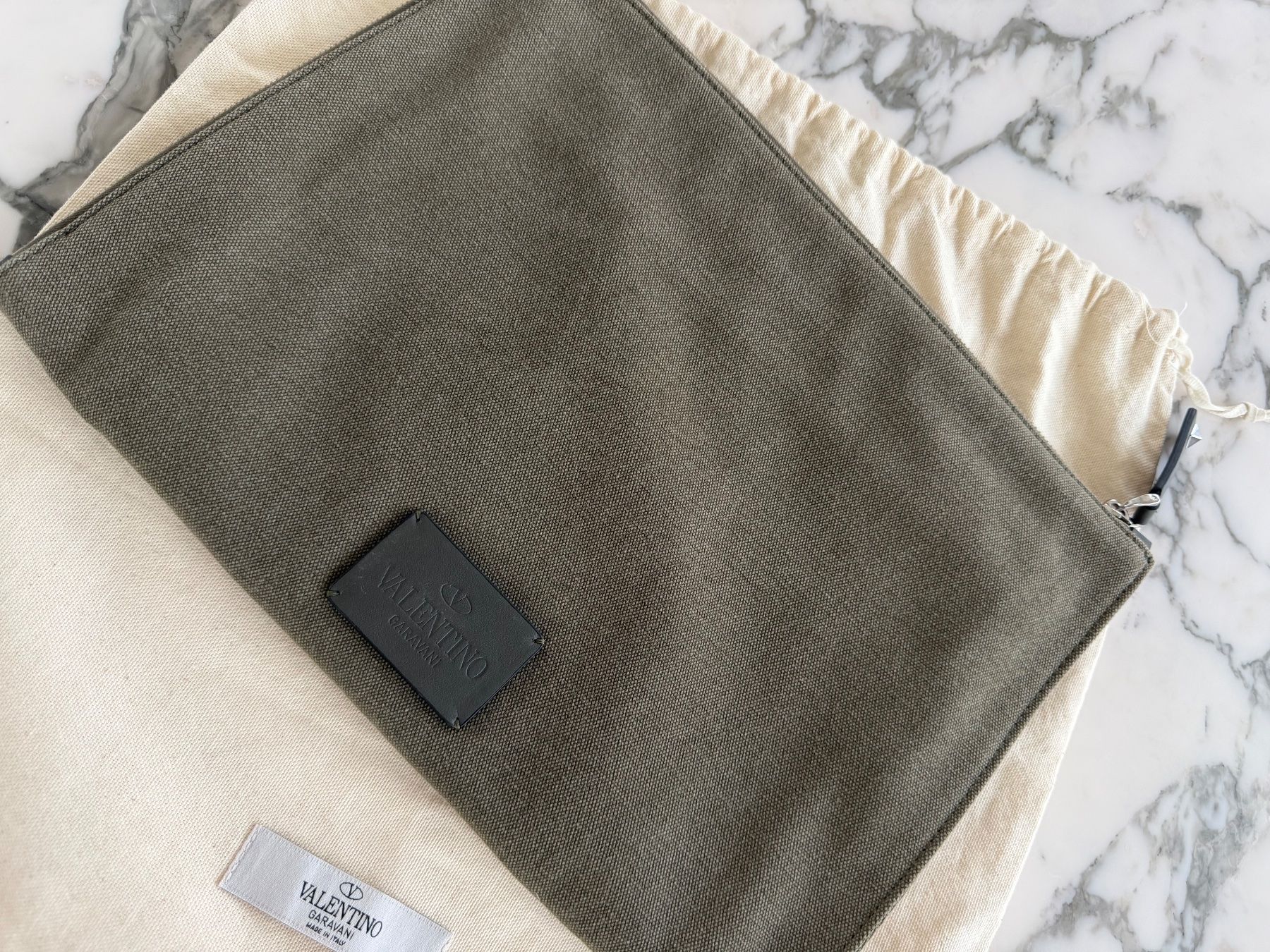 Valentino Borse da donna: Valentino Laptop Tasche – Nuovo (secondo la descrizione) da Uster venduto da InstyleD 1