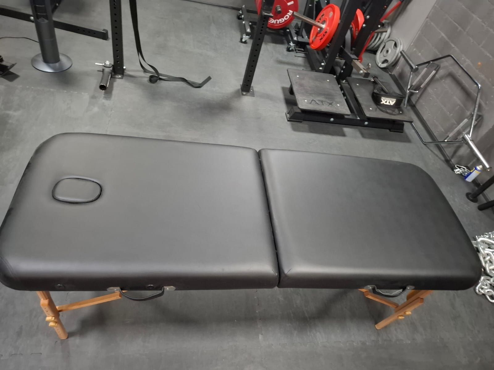 Liegen & Liegestühle: Massageliege – Neu (gemäss Beschreibung) aus Basel von AntueUrrea