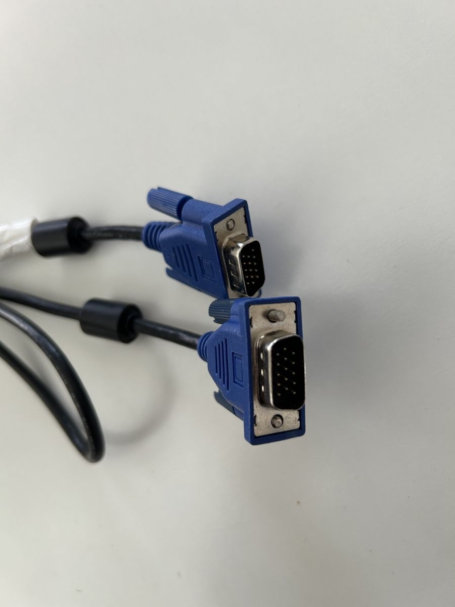 Cavi: VGA Kabel – Usato da Bettlach venduto da chichox3