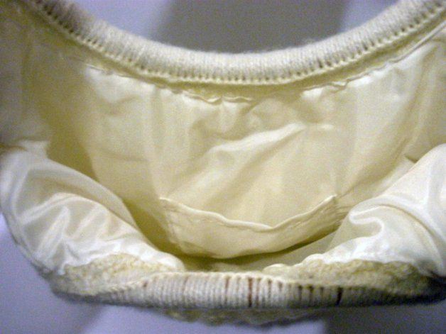 Borse da donna: Neu! Tasche gestrickt, Vanille hell mit Karoschleife – Nuovo e nell'imballaggio originale da Ostermundigen venduto da BagsAndMore 1