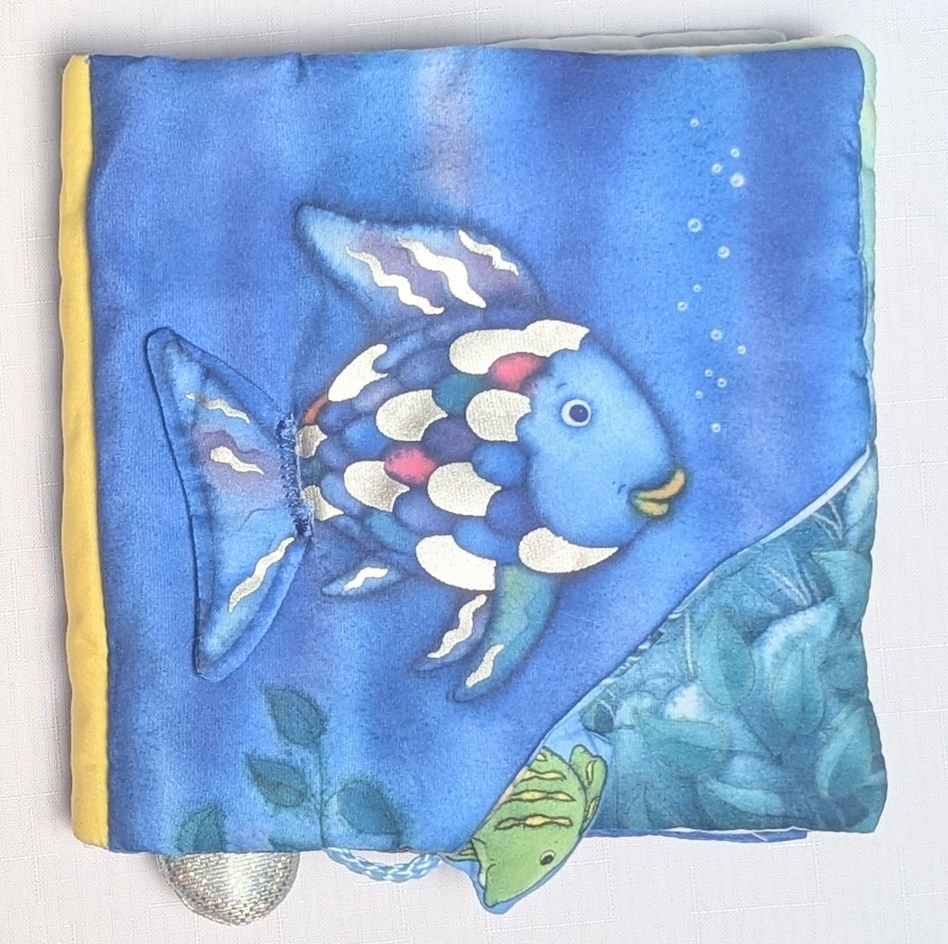 Bücher: Stoffbilderbuch - Der Regenbogenfisch - Marcus Pfister – Neu (gemäss Beschreibung) aus Wängi von ABIZONE-86