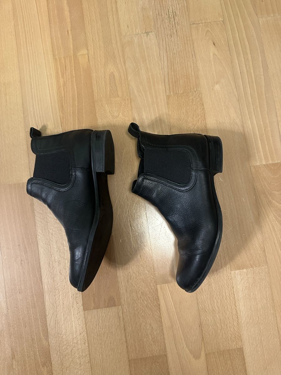 Scarpe da donna: Schwarze Herbst-Boots, Echtleder, Grösse 40 – Usato da Bonstetten venduto da Filetti99 1
