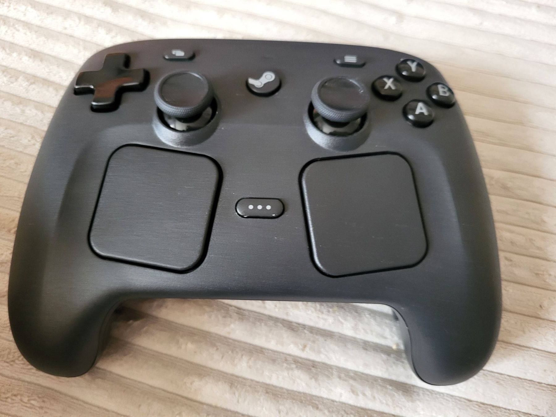Manettes: Steam Controller Neu & Versiegelt – Neuf avec emballage d'origine à Leibstadt par bun_vys5 1