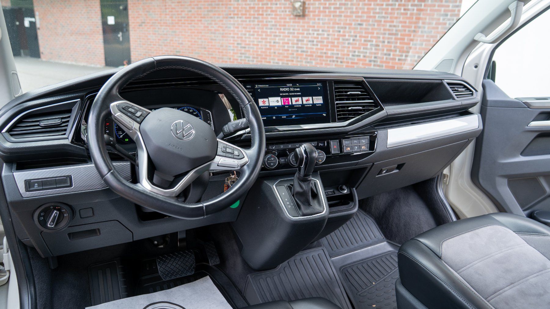 Autos: VW Multivan T6.1 BI-TDI 204 PS 4 Motion Highline – Gebraucht aus Langenthal von Lajo123 7